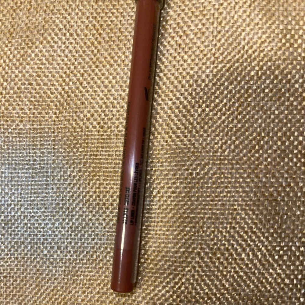 NYX lip Liner Shade Need Me - Picture 2 of 5